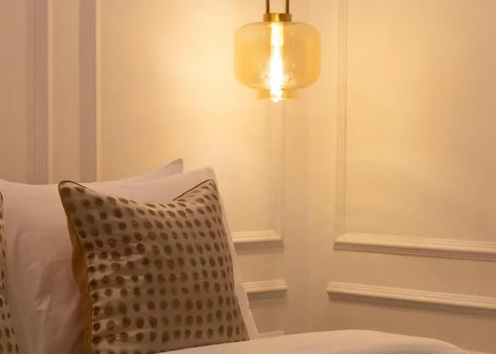 Riviera Boutique - Prime Location Hotel *
