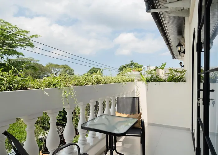 Riviera Boutique - Prime Location Hotel