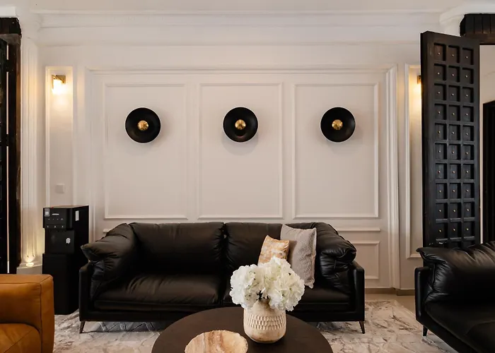 Riviera Boutique - Prime Location Hotel